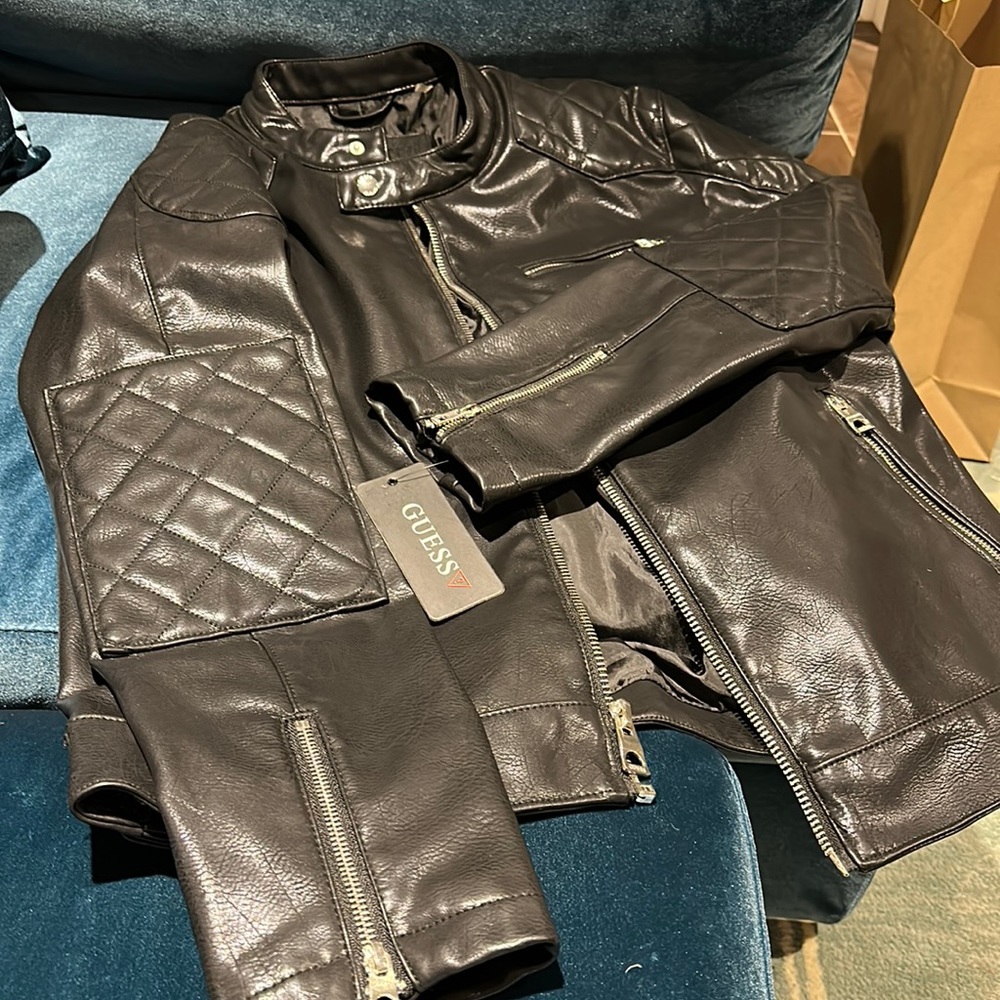 Black leather Guess jacket brand new ; never worn